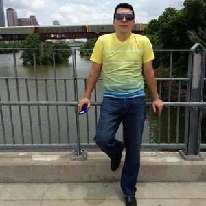 Meet your Posher, Emanuel